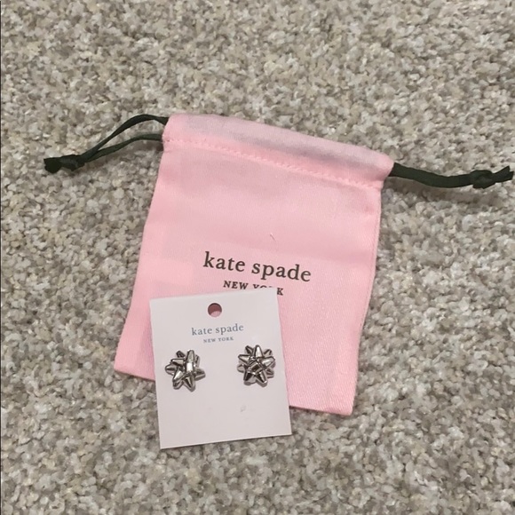 HP 11/10 NWT Kate Spade Silver Bourgeois Bow Stud Earrings - Picture 7 of 7